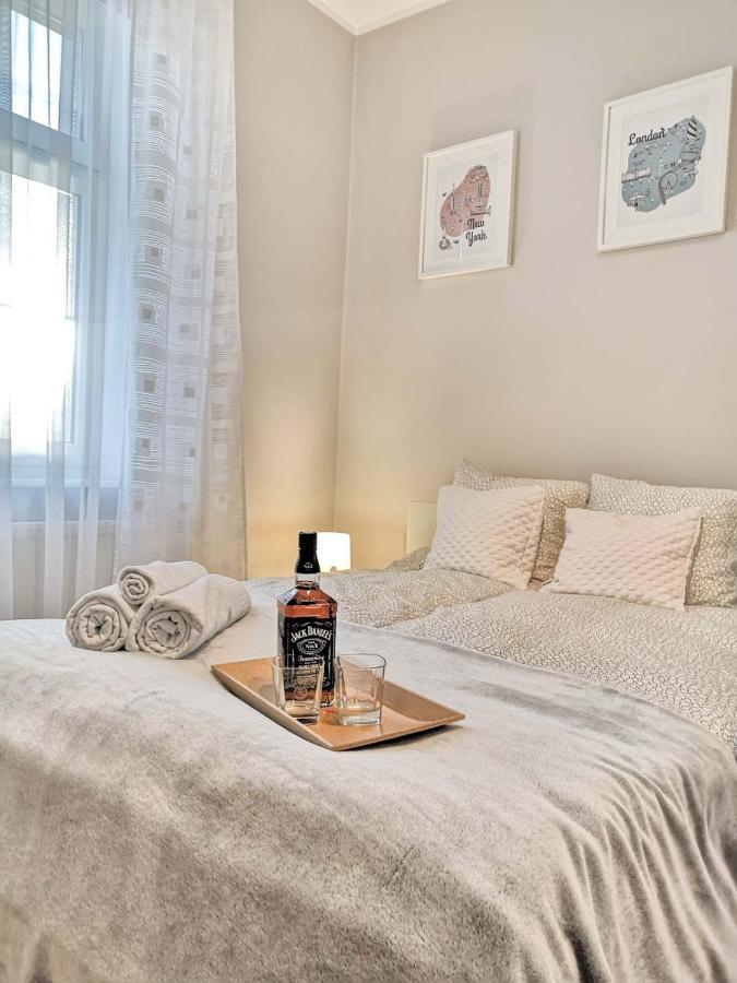 Bankowa 8 Guest Rooms Ζιελόνα Γκόρα Εξωτερικό φωτογραφία