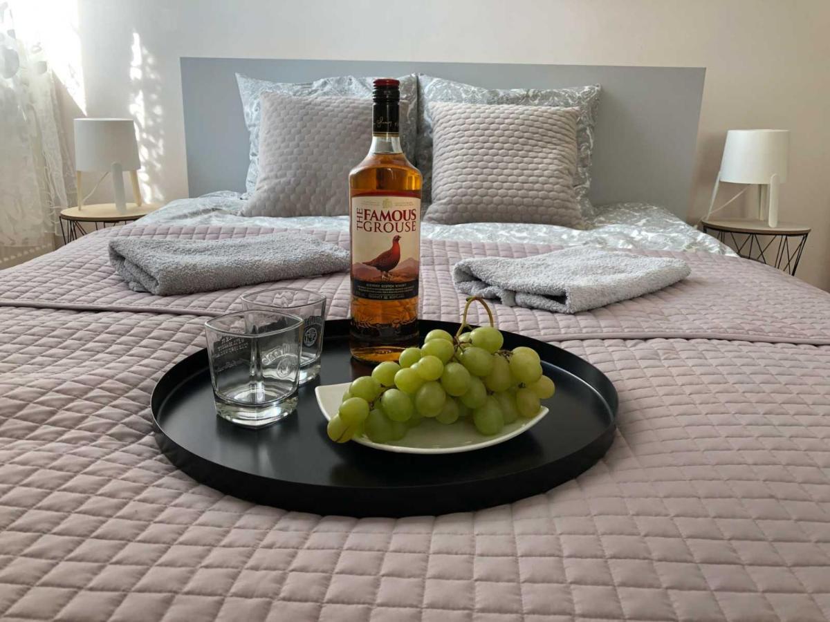 Bankowa 8 Guest Rooms Ζιελόνα Γκόρα Εξωτερικό φωτογραφία